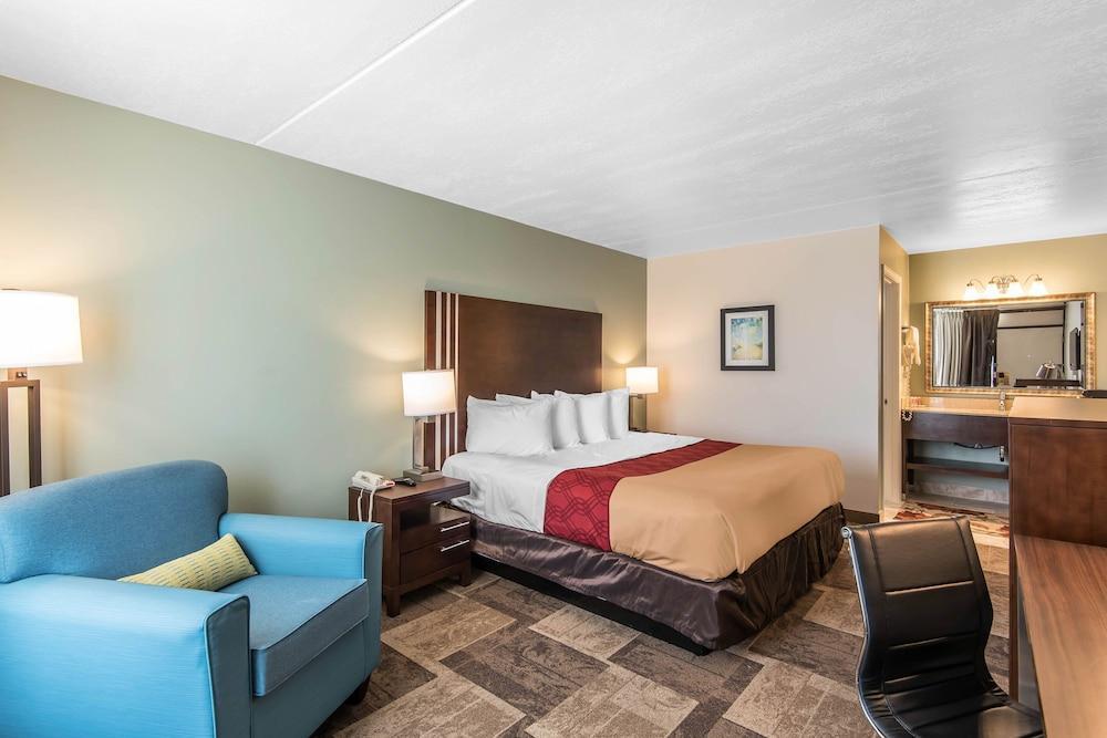 Econo Lodge Inn&Suites Fairgrounds Des Moines Esterno foto