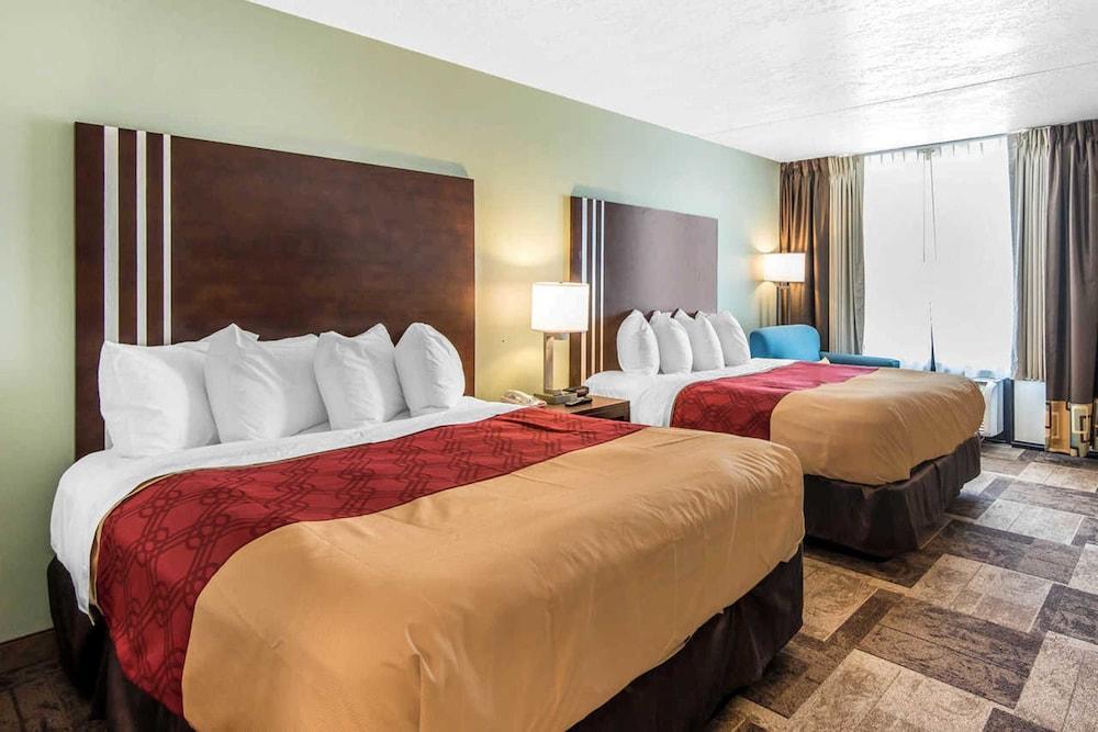 Econo Lodge Inn&Suites Fairgrounds Des Moines Esterno foto